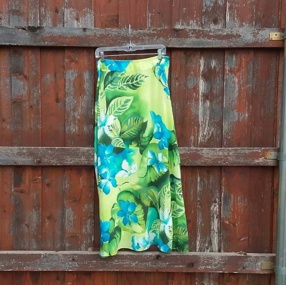 Soft Surroundings M Floral Silk Maxi Skirt